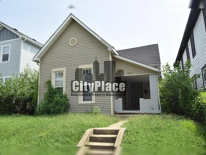 429 N State Ave — Photo 3