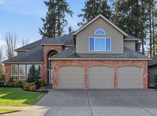 21875 SW Fuller Dr, Tualatin, OR 97062