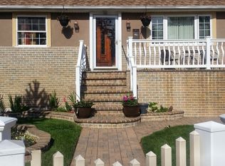 56 Westside Ave, Freeport, NY 11520