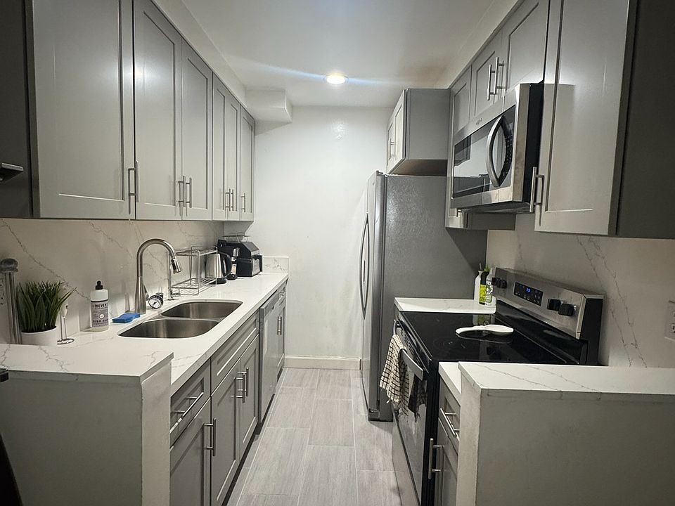 1st image of 1828 Camden Ave APT 103