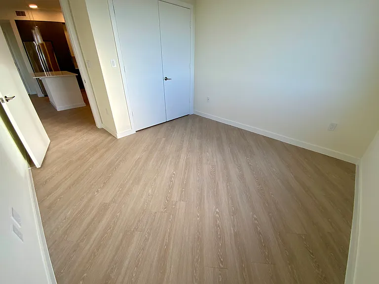 2565 NE 190th St #3 — Photo 6