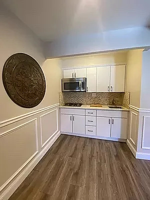 Rented by Compass | media 11