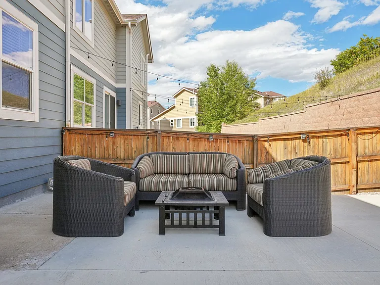 1844 Blue Oak Ct — Photo 8