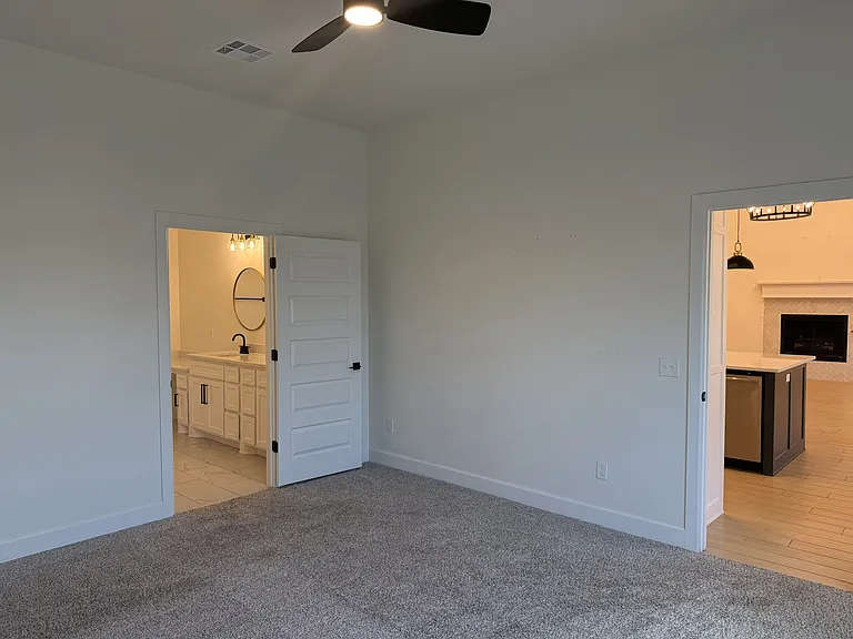 5816 NW 159th St — Photo 36