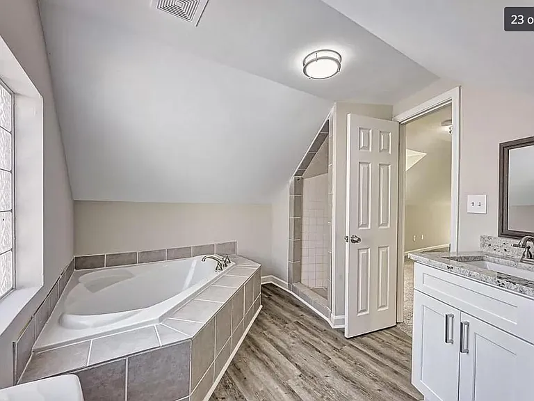 2675 Jefferson Ter #1 — Photo 22