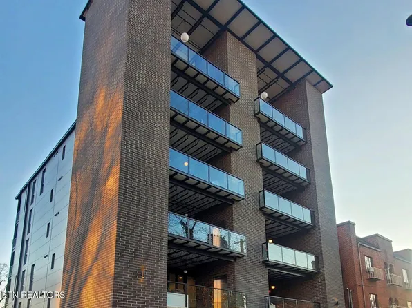608 W Hill Ave #202, Knoxville, TN 37902