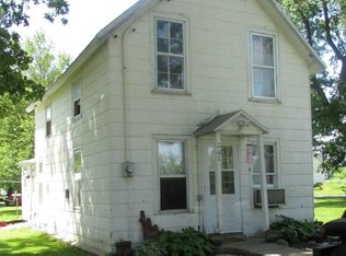 202 5th St, Livermore, IA 50558