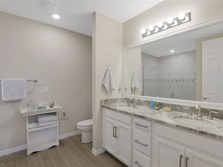 14663 Edgewater Cir — Photo 15
