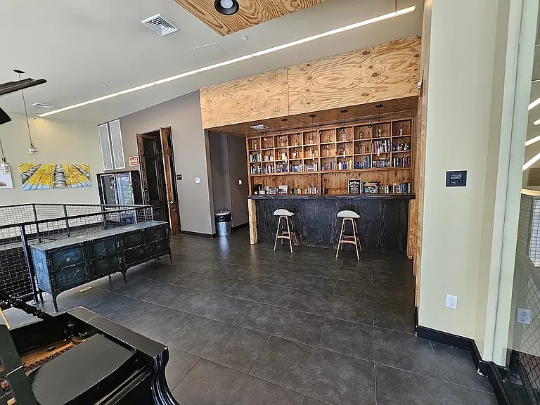 301 Sullivan Pl #F2 — Photo 34