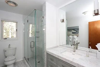 20 Old Canoe Place Rd — Photo 15