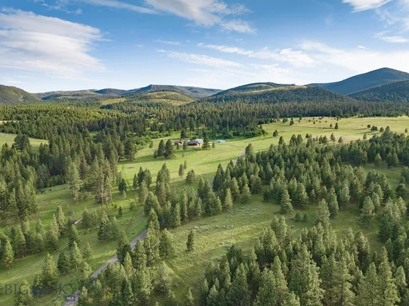 587 Cozy Ln, Helmville, MT 59843