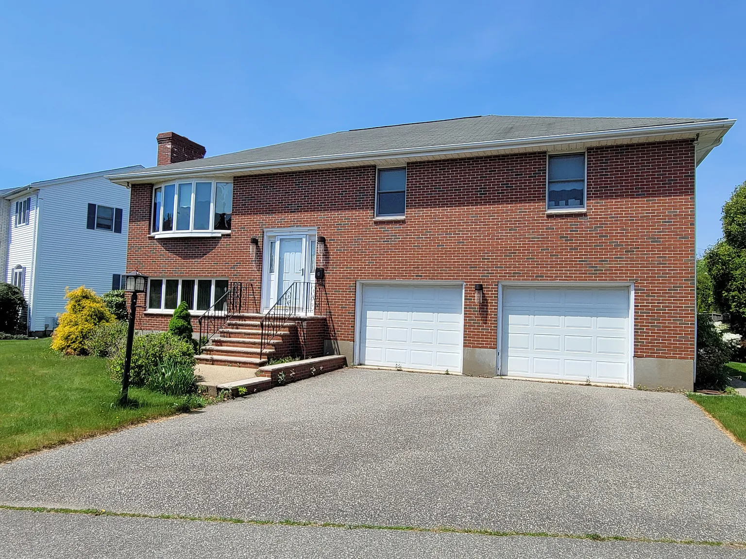 15 Landers Rd — Photo 2