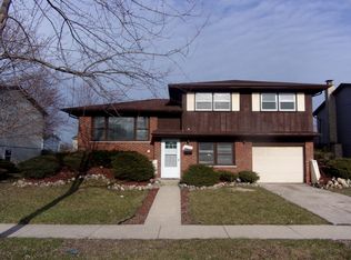 20055 Crescent Ave, Lynwood, IL
