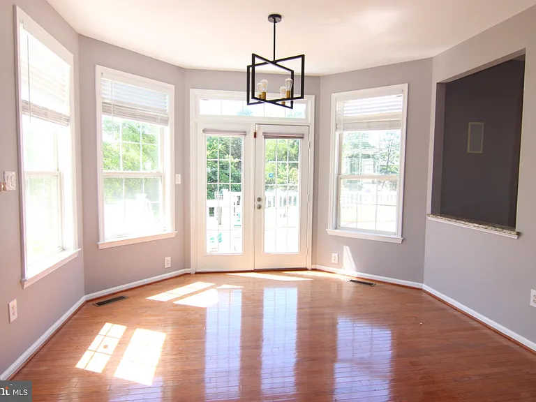 25783 Fenian Ct — Photo 25