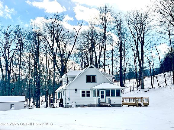 3rd image of 265 Scribner Hollow Road