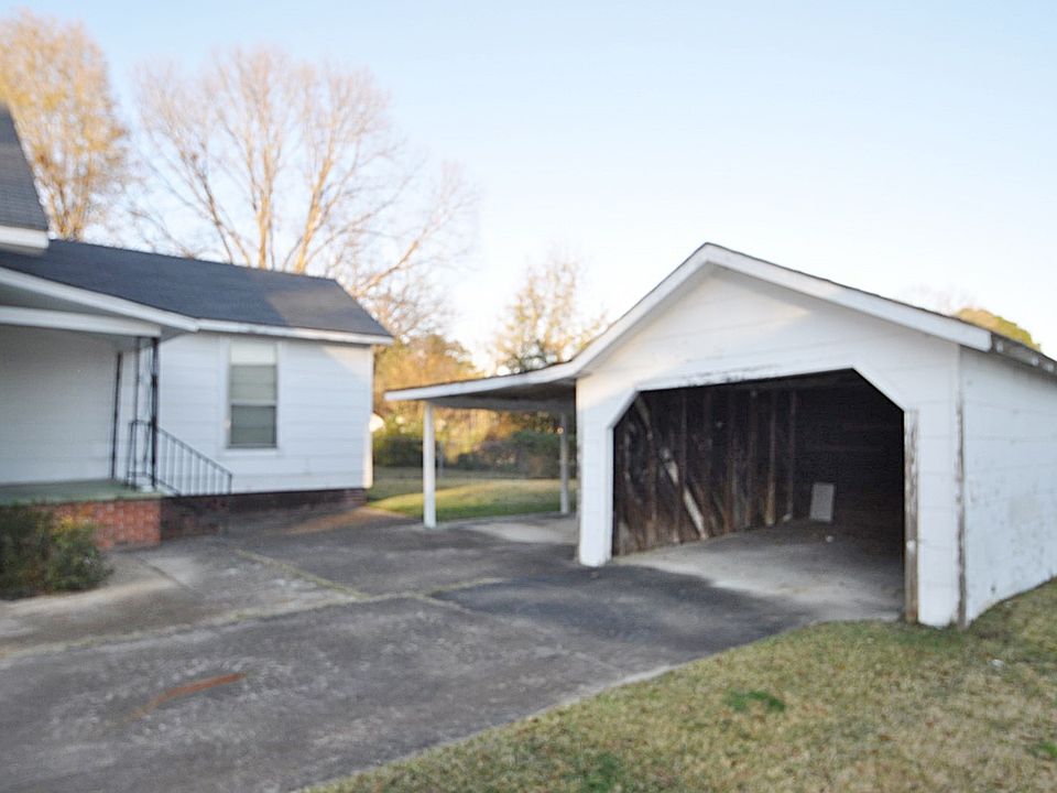 2nd image of 306 N Highland Dr