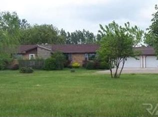 26975 Cody Rd, Sioux Falls, SD 57108