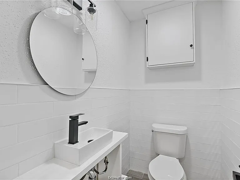1505 Alpine Cir #A — Photo 12