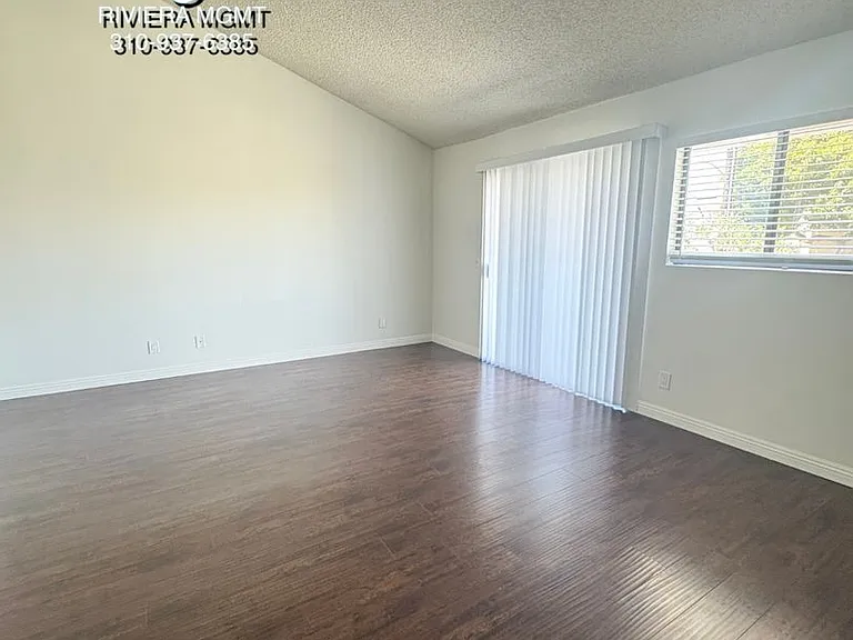 2300 Carnegie Ln #1 — Photo 14