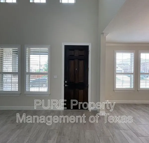716 Expedition Way — Photo 5