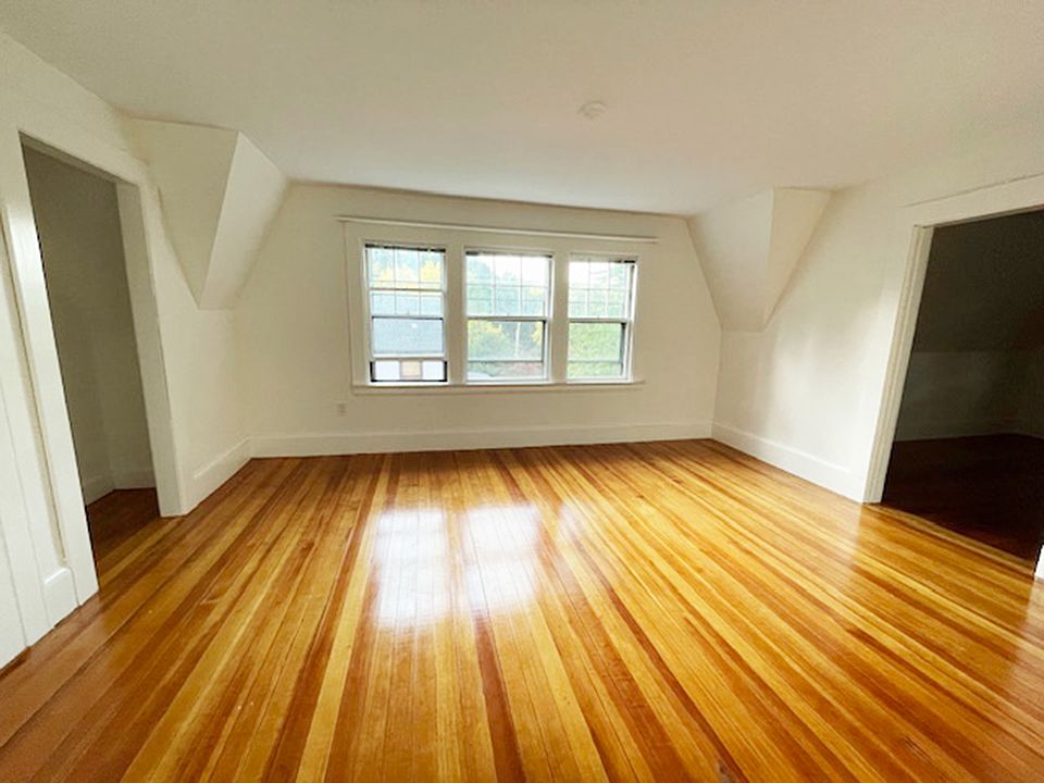 Empty living room