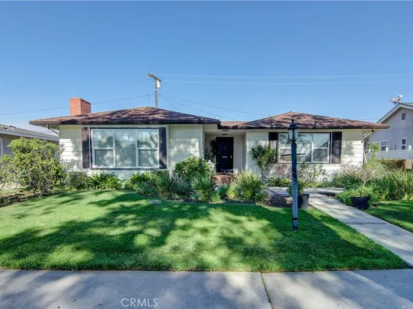 1015 W 18th St, Santa Ana, CA 92706