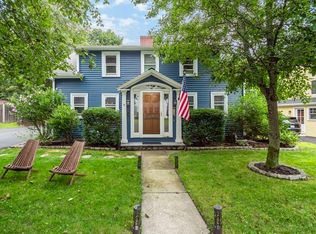 7 Canterbury St, Andover, MA 01810