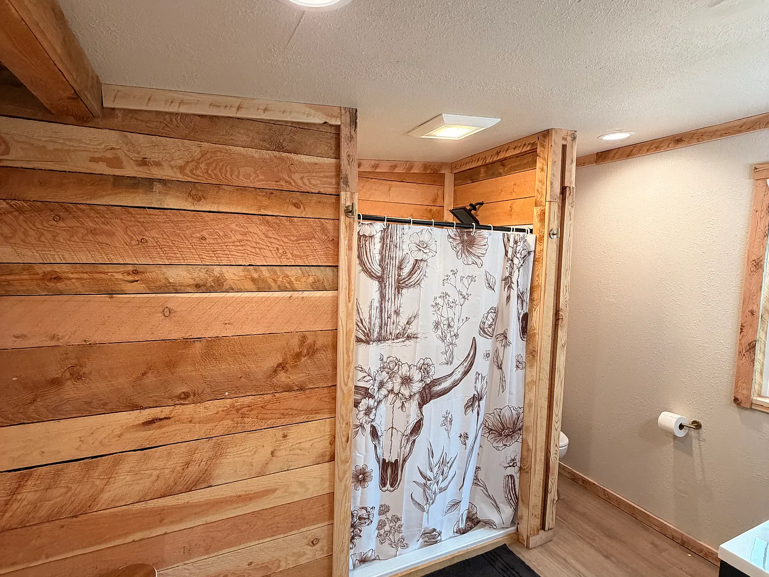 1 bed, 550 sqft, $1,950 — Photo 2