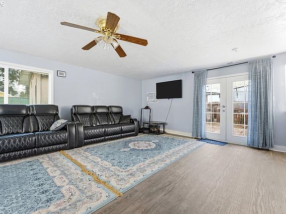 5th image of 6401 SE Hazel St