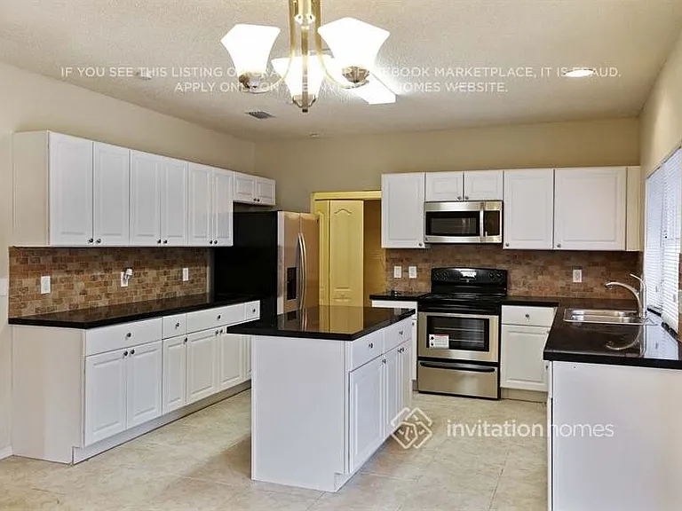 3855 Sanctuary Dr — Photo 9
