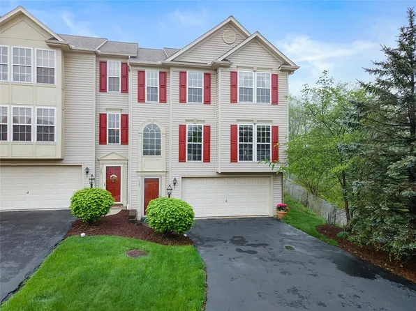 200 Blue Grass Cir, Monroeville, PA 15146