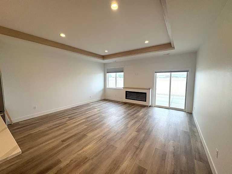 4605 Twisted Pine Dr — Photo 4