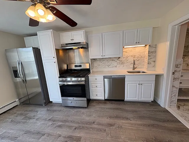 30 Lewis St #1 — Photo 1