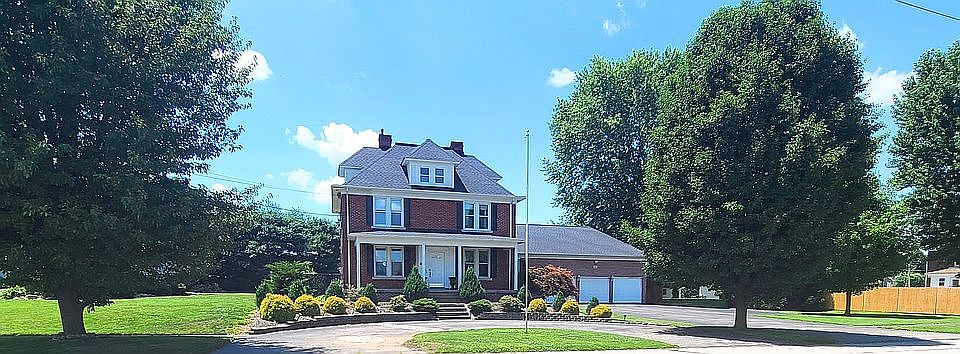 1st image of 402 Poplar Ave