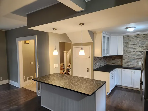 8 Beverly St, Rochester, NY 14610