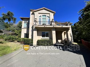 12 Whitfield Ct, Pleasant Hill, CA 94523