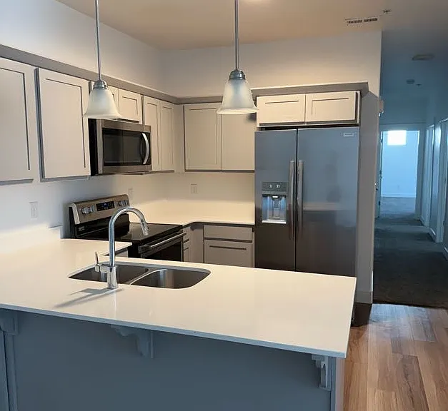 487 N 360 W — Photo 3