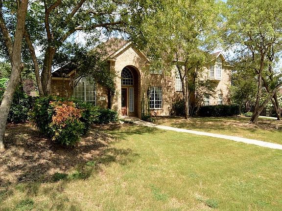 2nd image of 3322 Castlewood Blvd