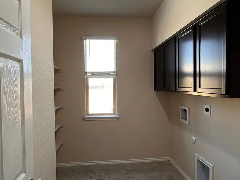 2520 Dante Ct — Photo 26