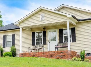 6449 Ridgeview Cir, Granite Falls, NC 28630