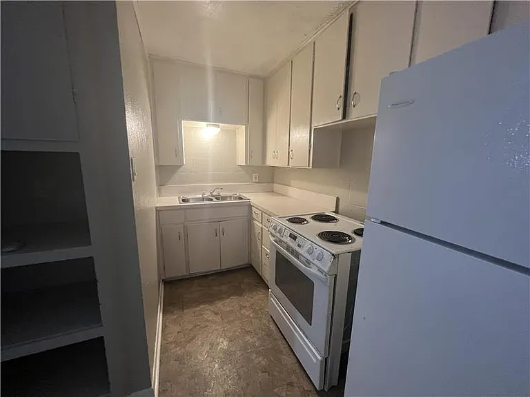 304 W Valley Rd #3 — Photo 6