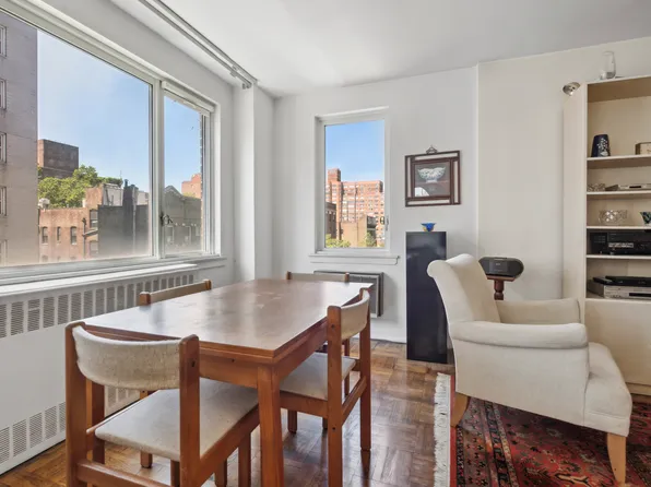 105 West 13th Street image 1 of 6