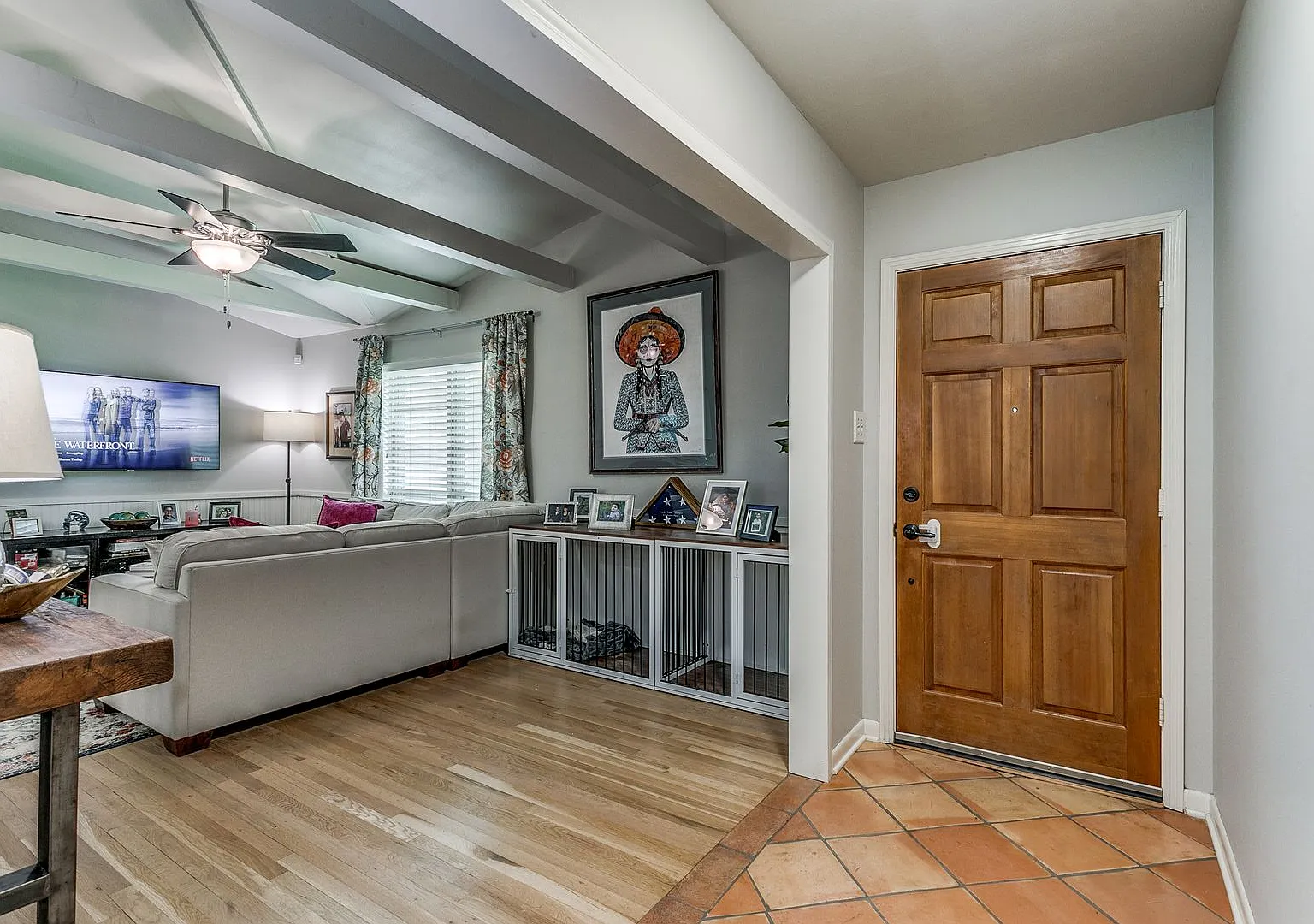 Renovated 3-Bedroom In Northwood — Photo 4