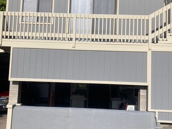 3020 Kahaloa Dr APT A