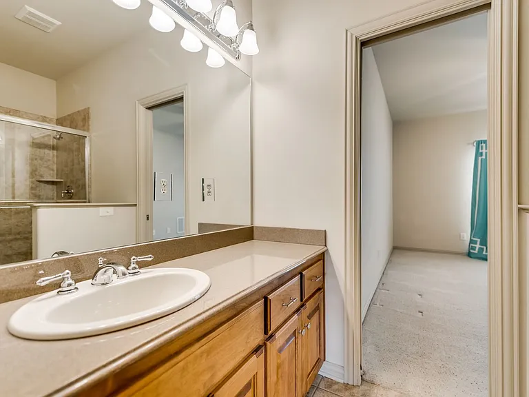 30 Kingsbury Trl — Photo 16