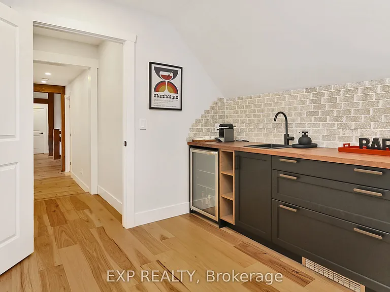 155 Delphi Ln — Photo 16