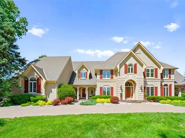 1821 NW Saunders Rd, Blue Springs, MO 64015