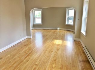 108 King St APT 303, Sun Prairie, WI 53590