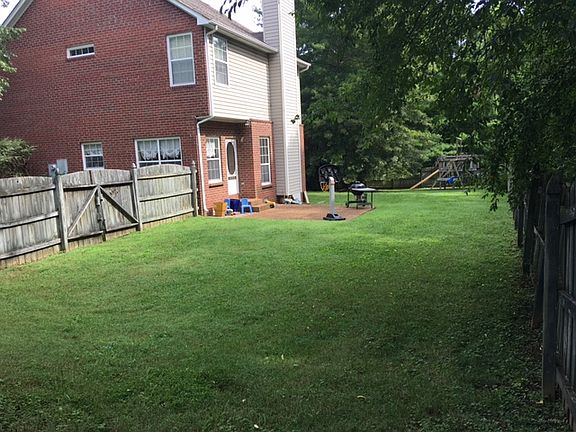 Spacious back yard