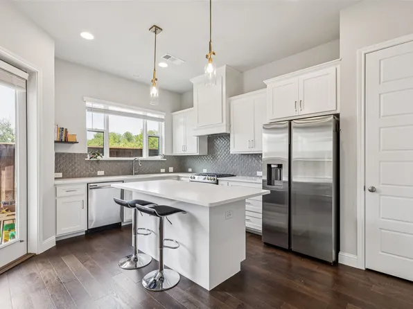 6306 Oakbend Cir #2, Fort Worth, TX 76132